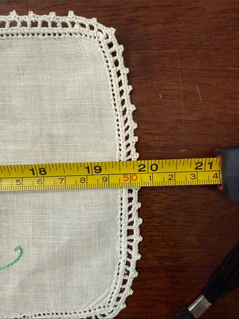 Hand-Embroidered Cream Linen Table Runner with Floral Motif